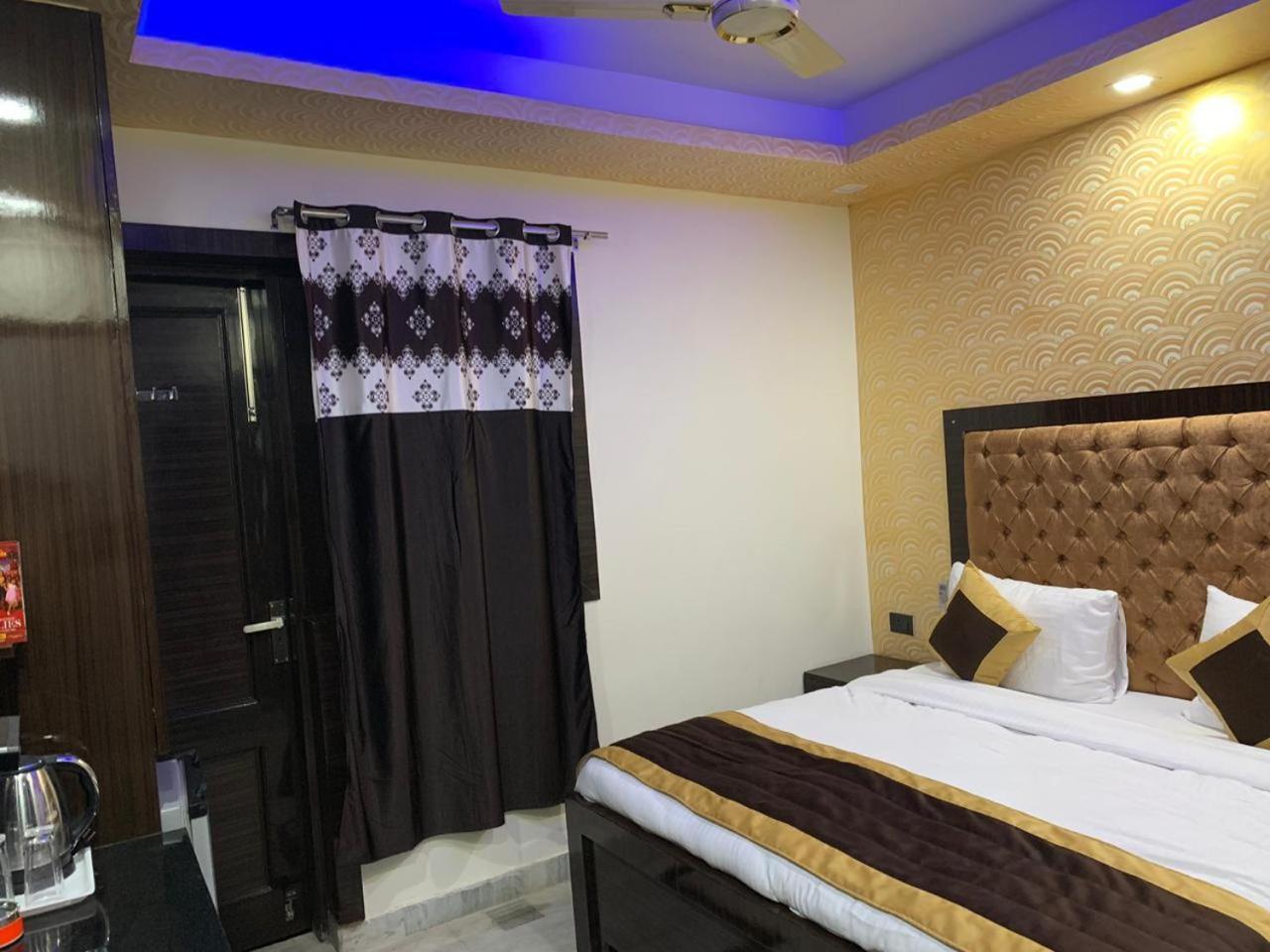 N.K. Residency Hotel New Delhi Exterior foto